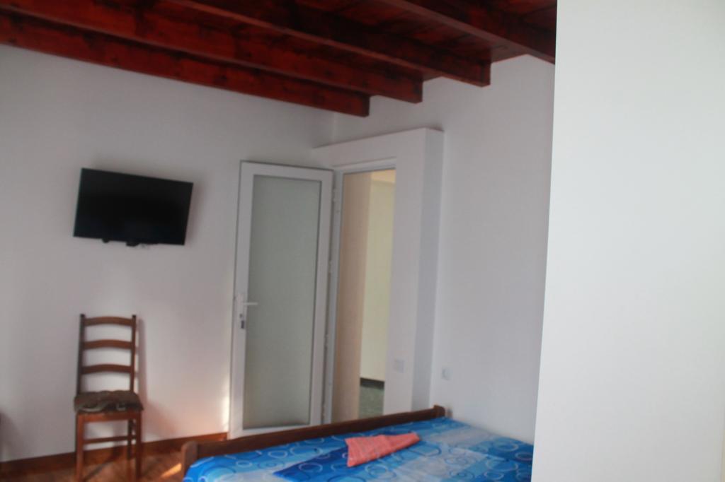 Guest House Maxim 마킨자우리 외부 사진