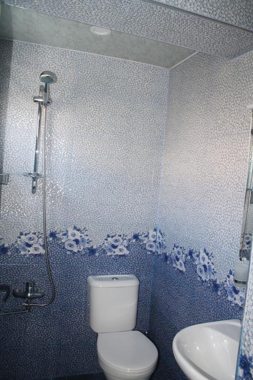 Guest House Maxim 마킨자우리 외부 사진